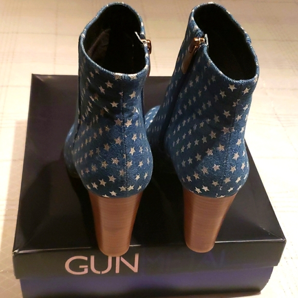Gunmetal NEW Niana Ankle Bootie Boot Denim Metallic Silver Stars Block Heel NIB - Picture 3 of 14